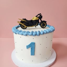 Tort z figurką - 4